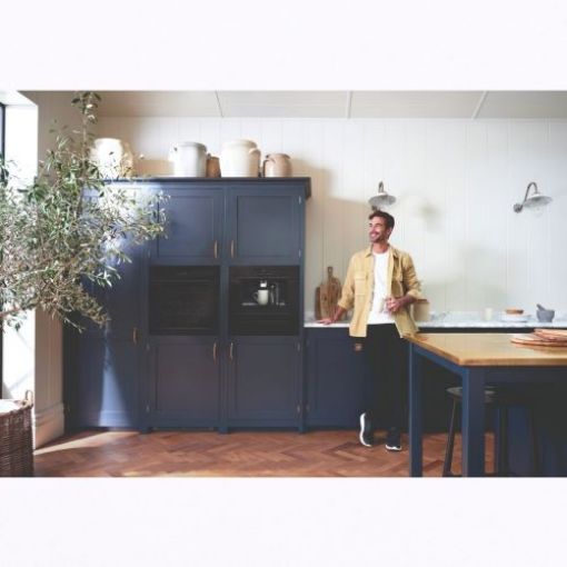 Picture of Built-In Coffee Machine, Fully Automatic, Water Tank, Bean Grinder, Milk Jug, Touch Control, Black Steel, Sense